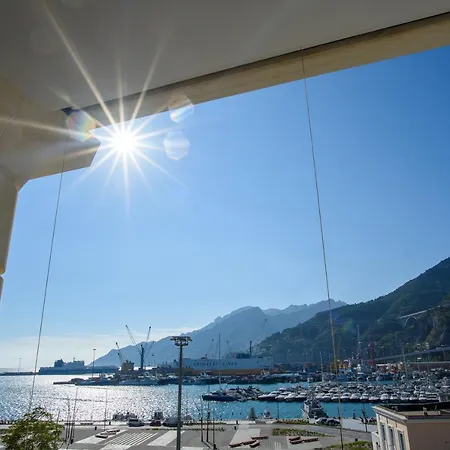 Appartement Mareluna Crescent - Luxury Seafront Experience *