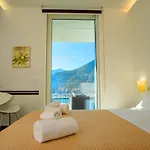 شقة Mareluna Crescent - Luxury Seafront Experience