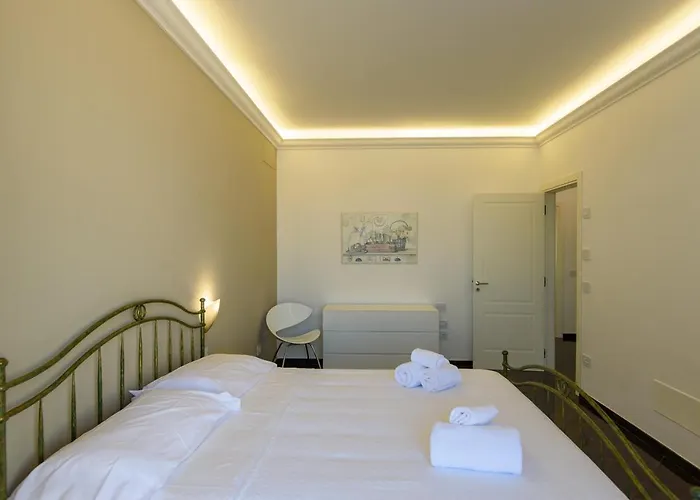 Appartement Mareluna Crescent - Luxury Seafront Experience