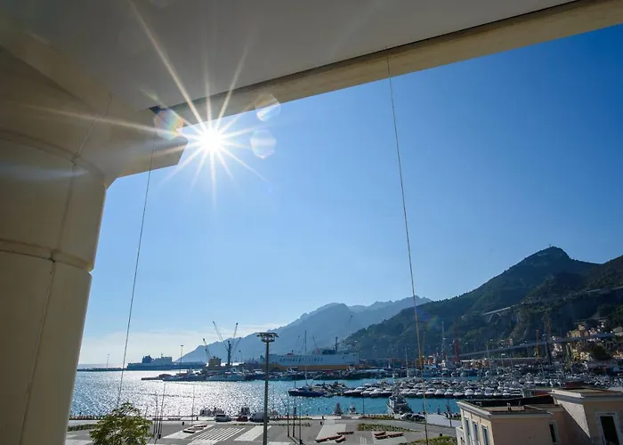 Διαμέρισμα Mareluna Crescent - Luxury Seafront Experience *